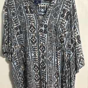 George Short-Sleeve Button-Up Shirt in Black and Light Blue Geometric Print